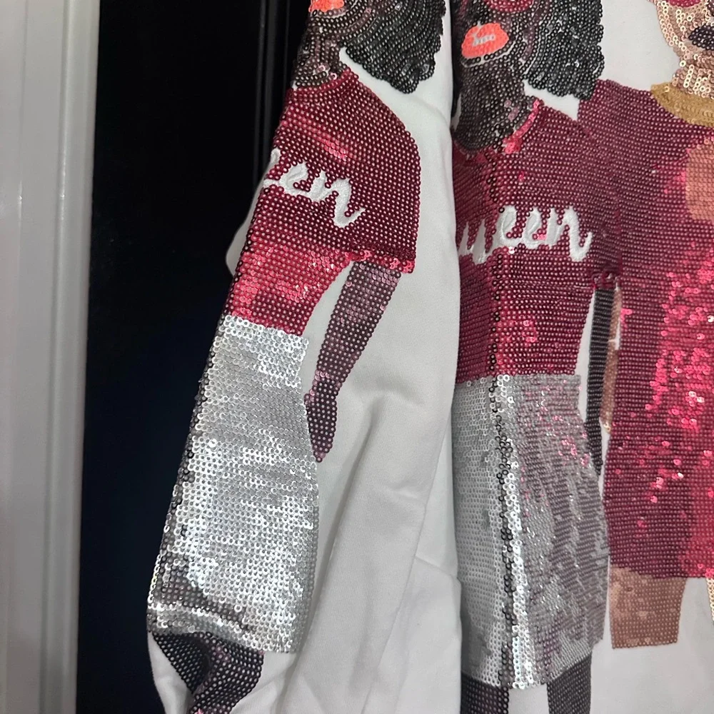 QUEEN OF SPARKLES White Sweatshirt with Colorful Design - Picture 3 of 5